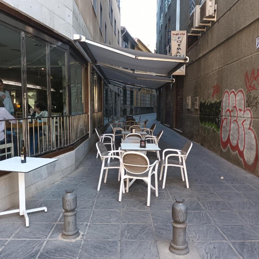Piso En El Centro De Granada Con Garaje Incluido Gratis Exterior foto