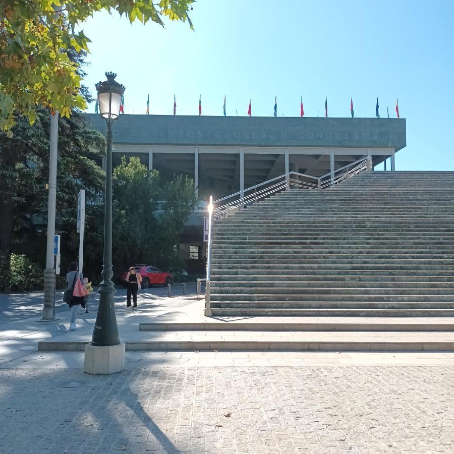 Piso En El Centro De Granada Con Garaje Incluido Gratis Exterior foto